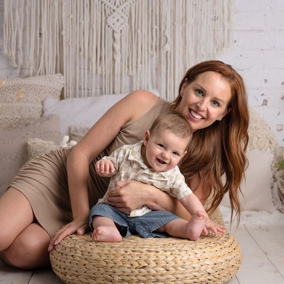 Meet your Posher, Kim - Picture 1 of 1